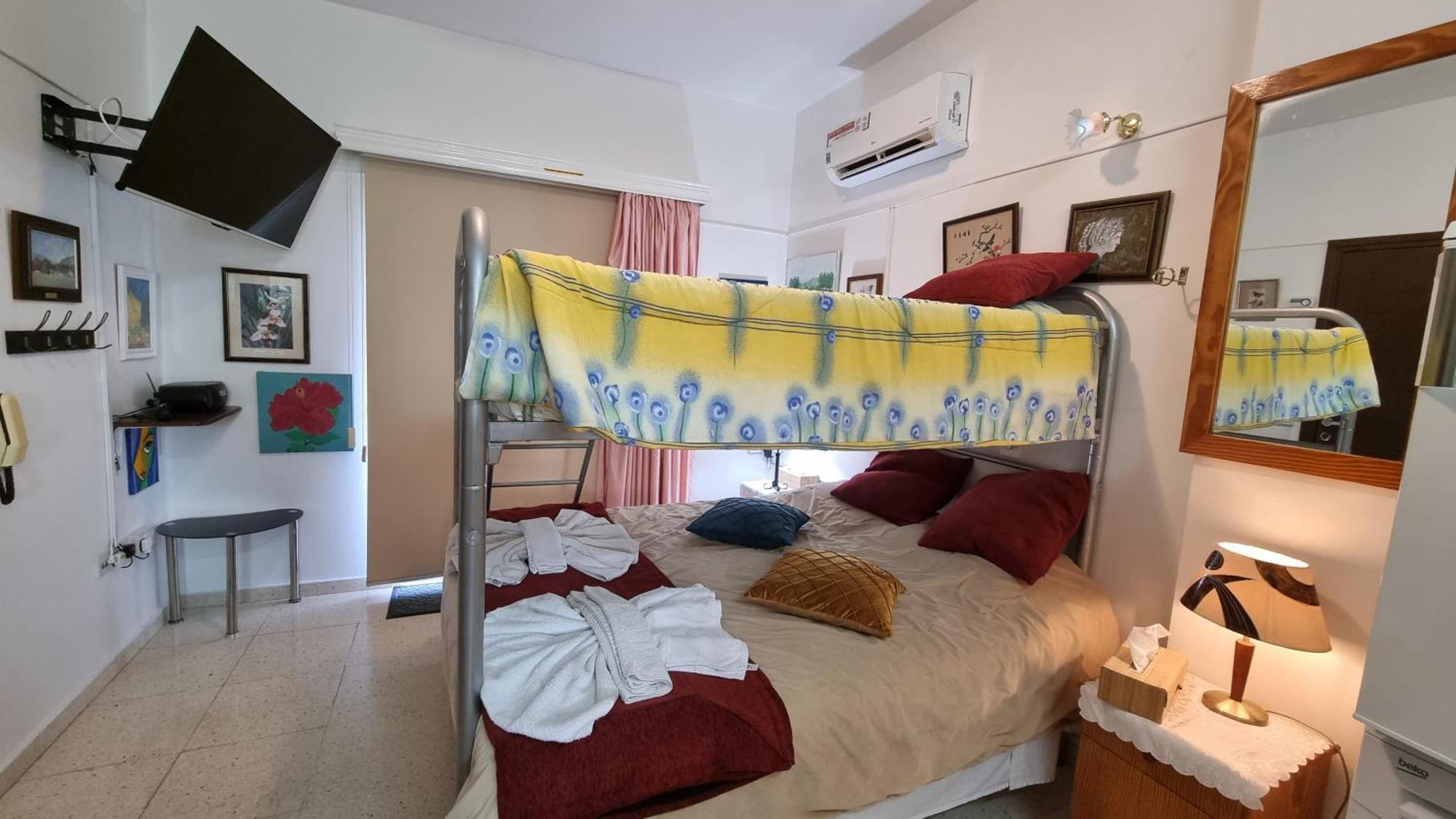 Astrofegia Apartments Near The Sea Agia Marina  Экстерьер фото